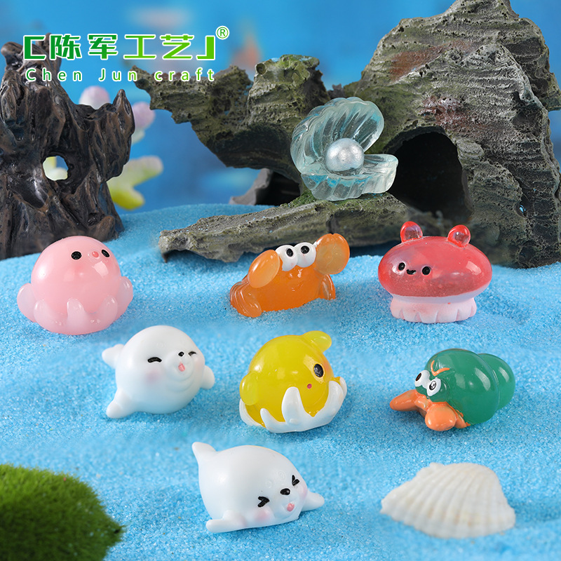 Micro-landscape ornaments, cute Marine animals: squid, killer whale, jellyfish, hermit crab, Marine animal resin accessories details Picture