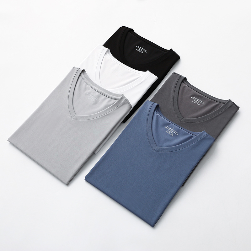 The 2022 new short-sleeved men's T-shirt is summer, elastic, breathable and cool. It is a solid V-neck base layer for men and can be paired with a Japanese-style T-shirt inside Item Picture