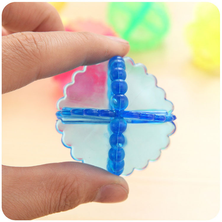 Color Clear Magic Wash Ball Magic Decontamination Laundry Ball Anti-Entanglement Cleaning Ball Application Scenario