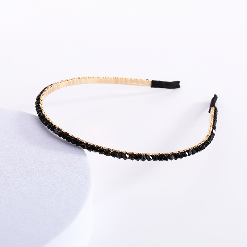 South Korea Ins New Simple Retro Pearl Alloy Headband Net Red Fresh Temperament Super Fairy Headband Headwear Application Scenario