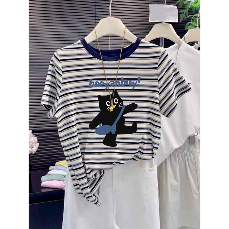 2025 New round-neck pure cotton off-the-shoulder short-sleeved T-shirt for women, fashionable and versatile, slimming striped top base layer for summer
