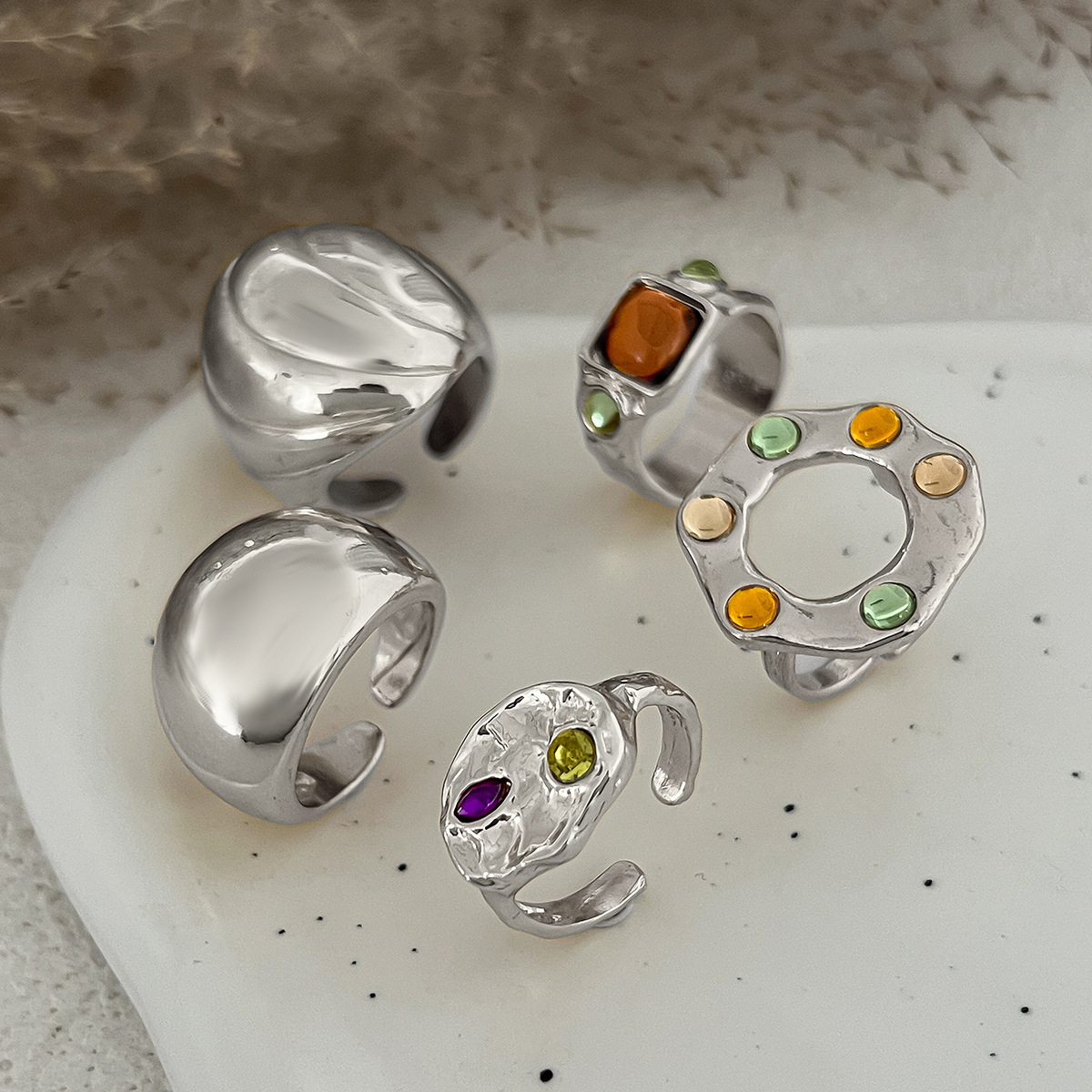 European and American cross-border fashion ins colorful diamond-encrusted gemstone ring set, exaggeratedly layered metal smooth open ring Application Scenario