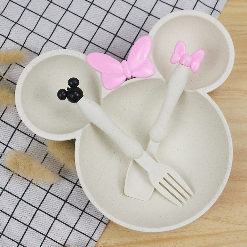 A three-piece set of children's bowls and plates details Picture