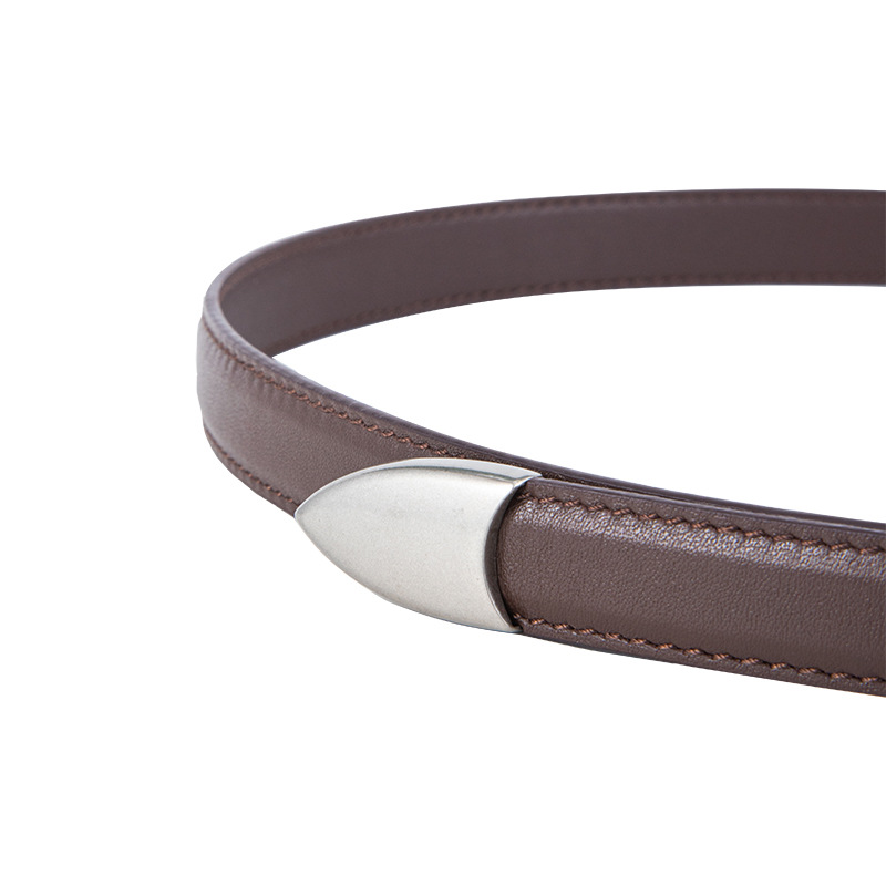 2024 New women's retro cowhide belt with silver buttons, simple decoration, jeans and dress pants, Korean style, fashionable black Specification image