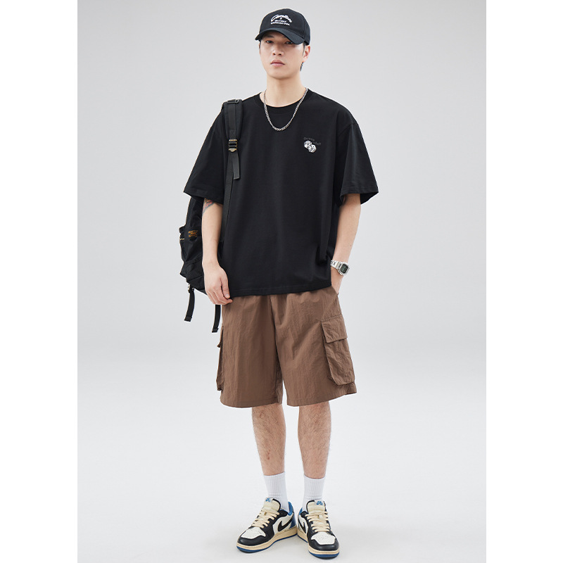Men's 250g pure cotton embroidered short-sleeved T-shirt, Japanese style simple couple loose round-neck half-sleeved top for summer Application Scenario