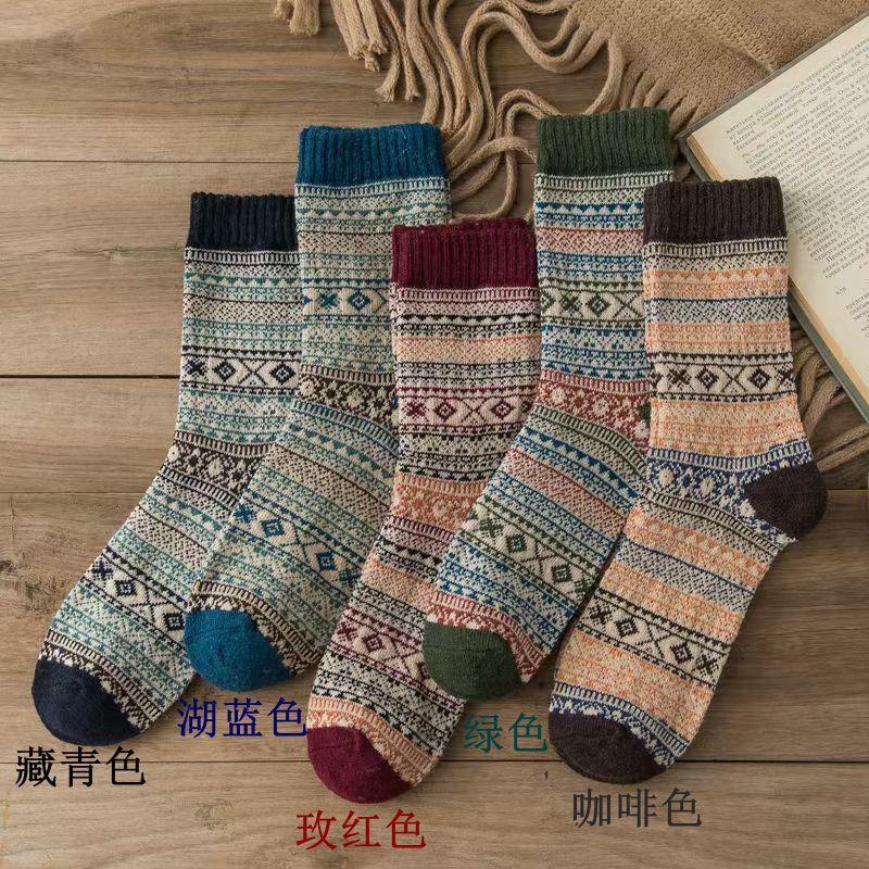 Cross-border socks from sock stalls, new men's autumn and winter cotton socks, thickened warm men's socks, retro long socks, sweat-absorbing and deodorizing mid-calf socks, cross-border consignment