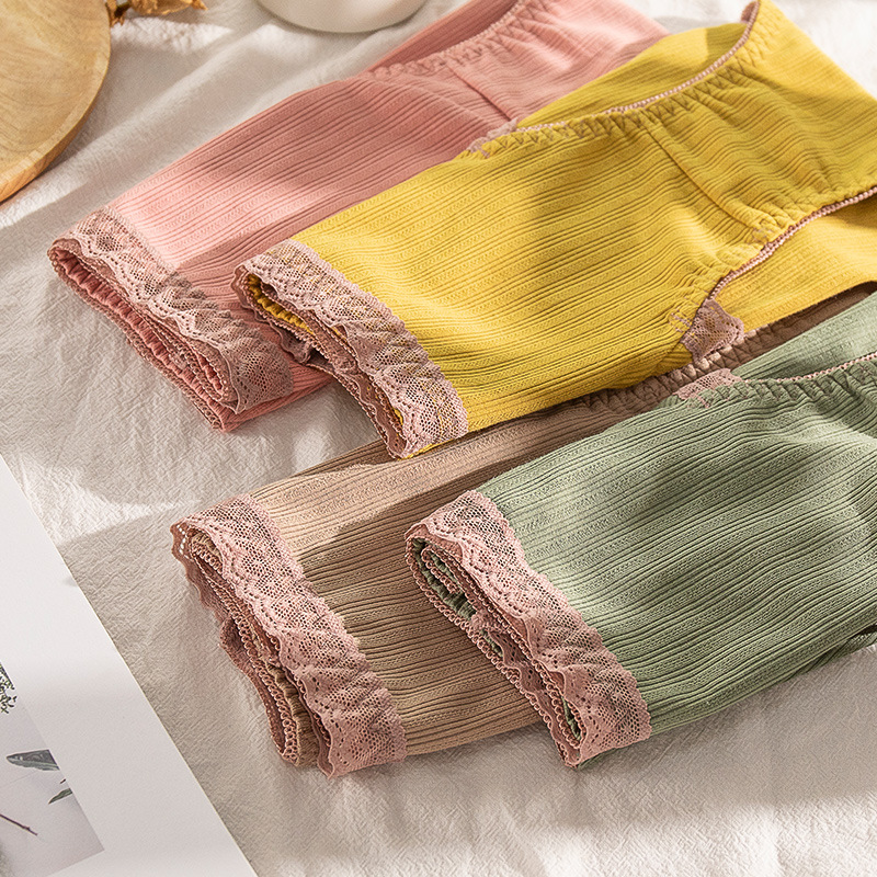 Large-sized underwear for women, pure cotton mid-waist fat mm, 200 pounds, Japanese-style sweet and plump, oversized antibacterial crotch women's briefs Application Scenario