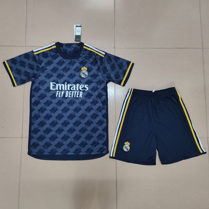 One-piece consignment 2023-24 season football jersey set Paris Barcelona Italian jersey footall jersey Application Scenario
