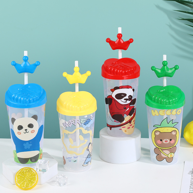 创意卡通熊猫塑料杯 网红高颜值可爱儿童水杯 塑料吸管杯现货批发