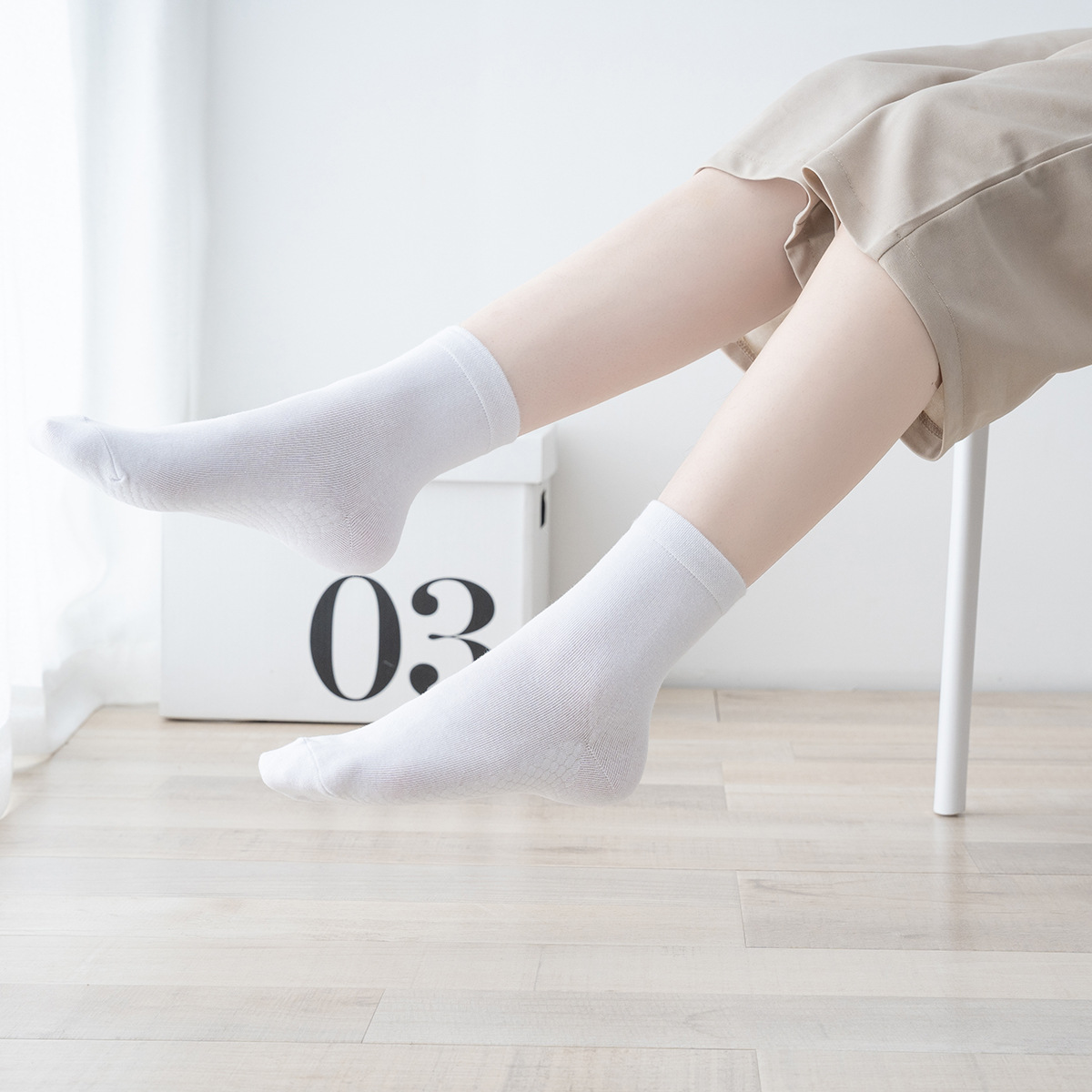 Gift box set of spring and summer mugwort scented anti-odor mid-length men's business socks breathable and sweat-absorbing women's autumn and winter socks details Picture