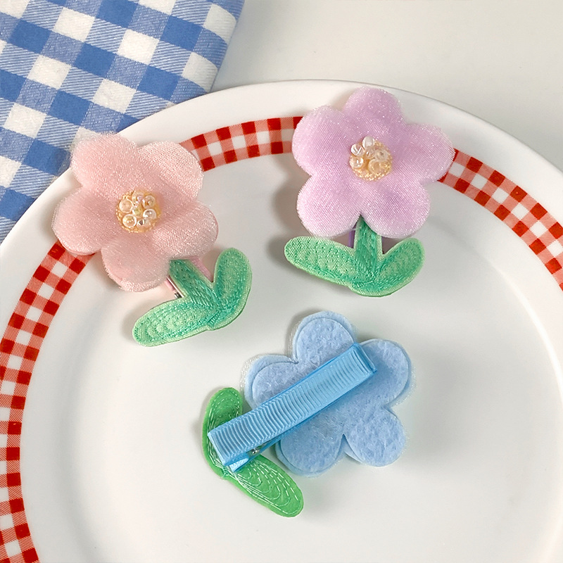 Korean-style gauze little flower children's hair accessory, cute flower girl hair clip, sweet princess bangs broken hair clip headwear Application Scenario