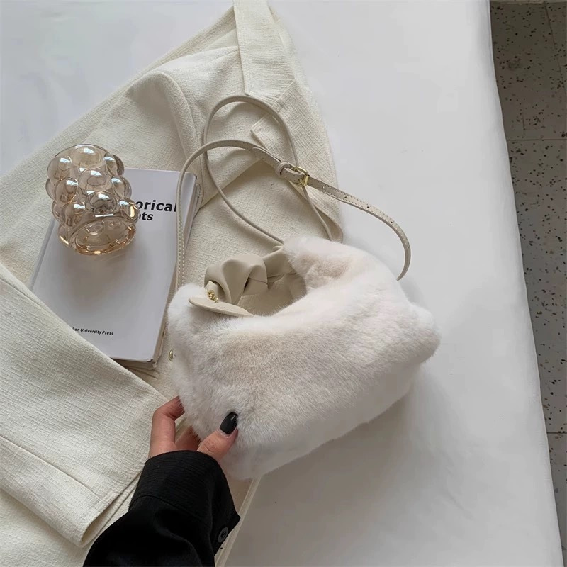 毛绒手提包包女2024新款时尚秋冬质感毛毛包百搭小众链条斜挎包详情15