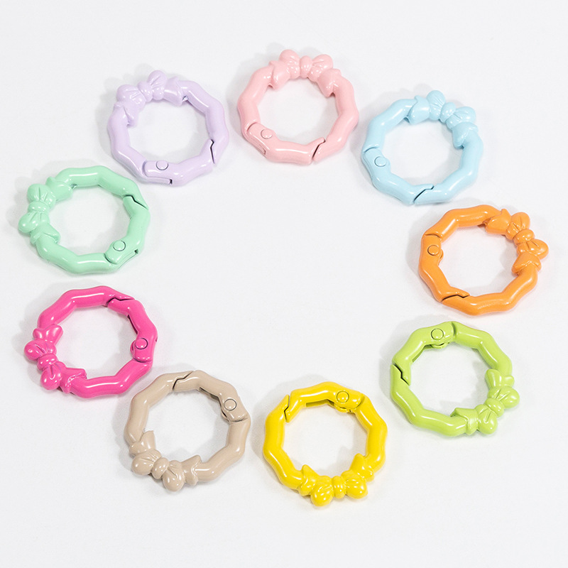 Flower ring spring buckle, circular open ring, bow, spring ring, keychain, DIY accessory, alloy connection ring wholesale Application Scenario