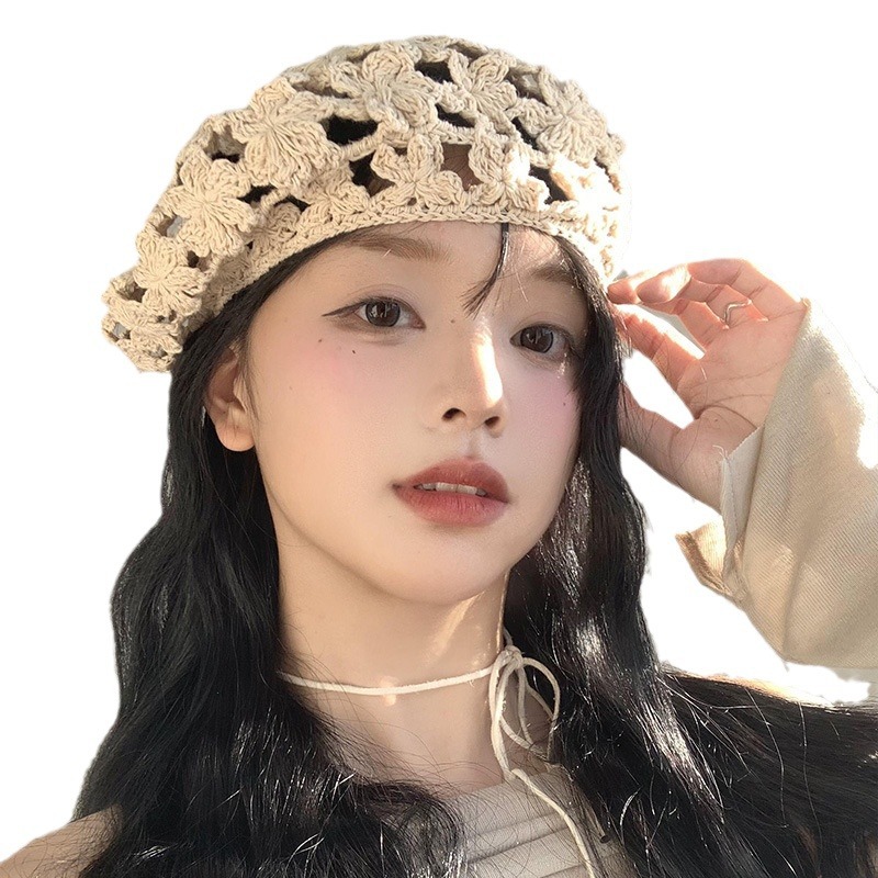 Flower Hollowed-Out Beret Ladies Summer Hundred Thin Hook Flower Bud Painter Hat Day Vintage Face Small Hat Item Picture