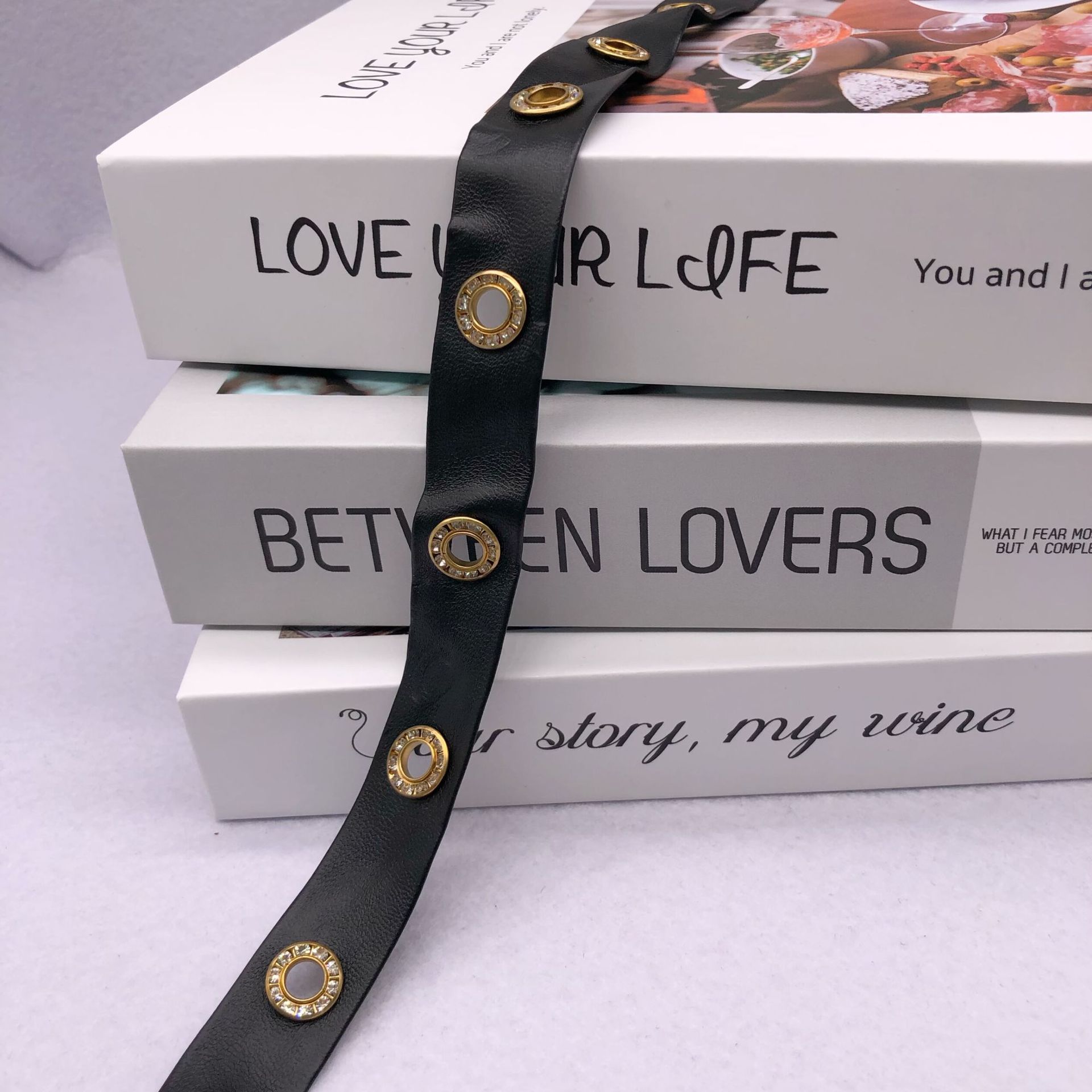 New Spot Europe And The United States Fashion Rivet Clothing Accessories Wholesale Composite Pu Laminate Copper Buckle Air-Eye Webbing details Picture