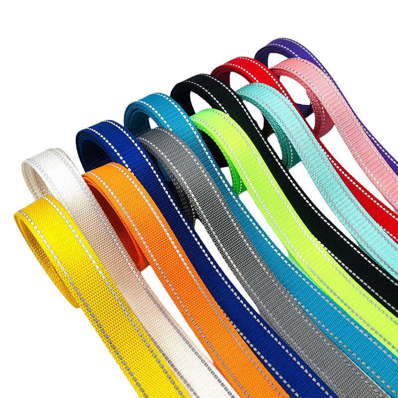 厂家批发尼龙平纹反光织带提花织带安全警示条宠物牵引绳仿尼龙