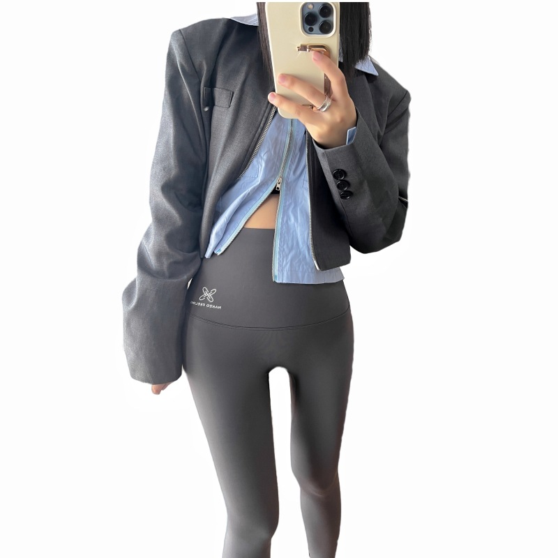 无尴尬线鲨鱼白底实物图