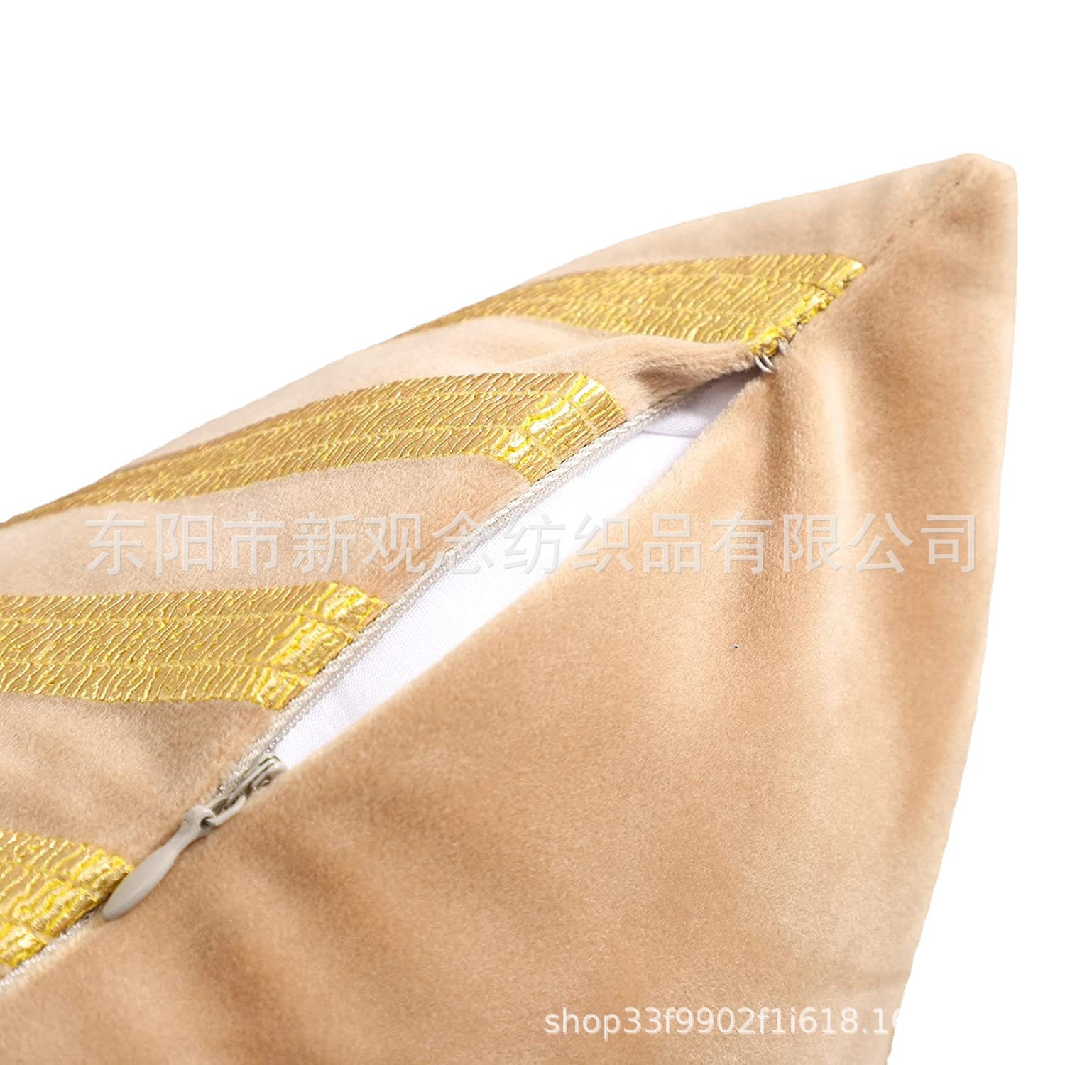 New irregular geometric cushion cover, pillowcase, Dutch fleece gilded sofa cushion, office pillow Application Scenario