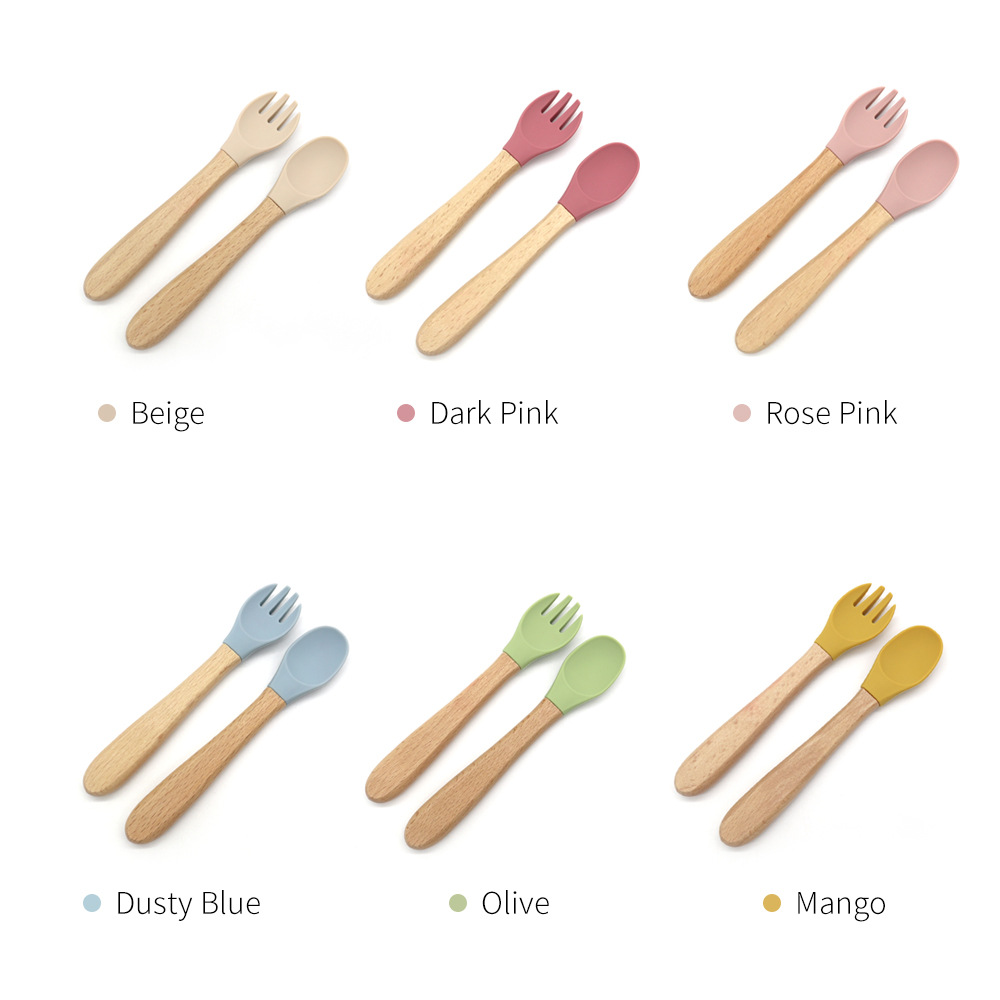 Cross-border bestseller children's forks and spoons, learning to eat complementary food spoons, baby spoons, upgraded small-headed wooden handles, soft silicone spoons Application Scenario
