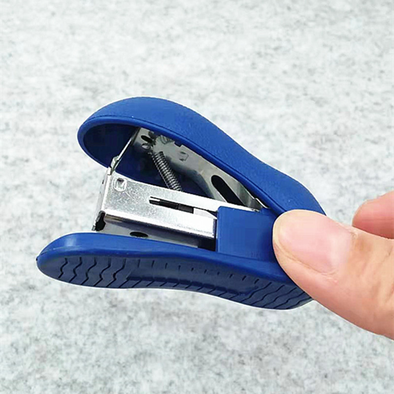 Factory direct sales of large-sized universal staples, binary card staplers, stationery products Application Scenario