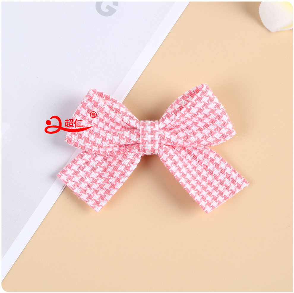 Hand Bow Small Fragrant Wind Hair Accessories Gift Clothing Accessories New Color White Checkered Bow Can Be Produced Application Scenario