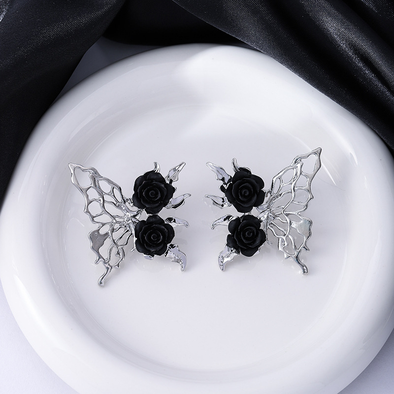 Silver needle black rose earrings Black tie Goth hollow butterfly earrings Metallic cold earrings wholesale