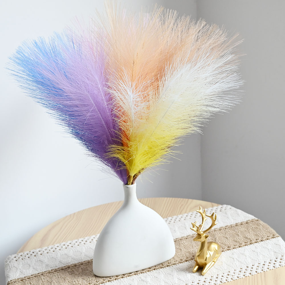 假花/饰品胸针/情人节花束/毛线制做玫瑰花/艾草装饰品细节图