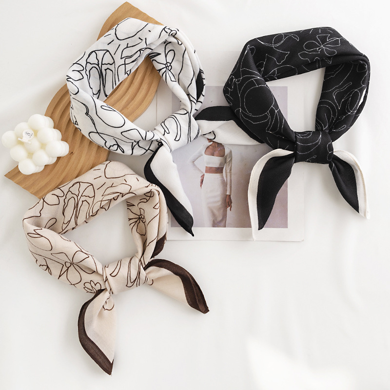 Korean Version Of Four-Leaf Clover Printed Small Square Scarf Simple Elegant Imitation Silk Scarves Fashion Commuting Professional Scarf details Picture
