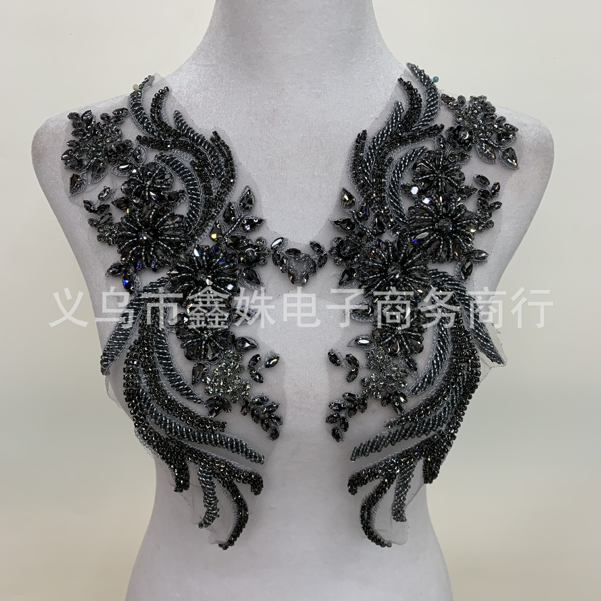 高级灰色手工钉珠蕾丝凤尾对花 婚纱礼服舞台演出服贴花