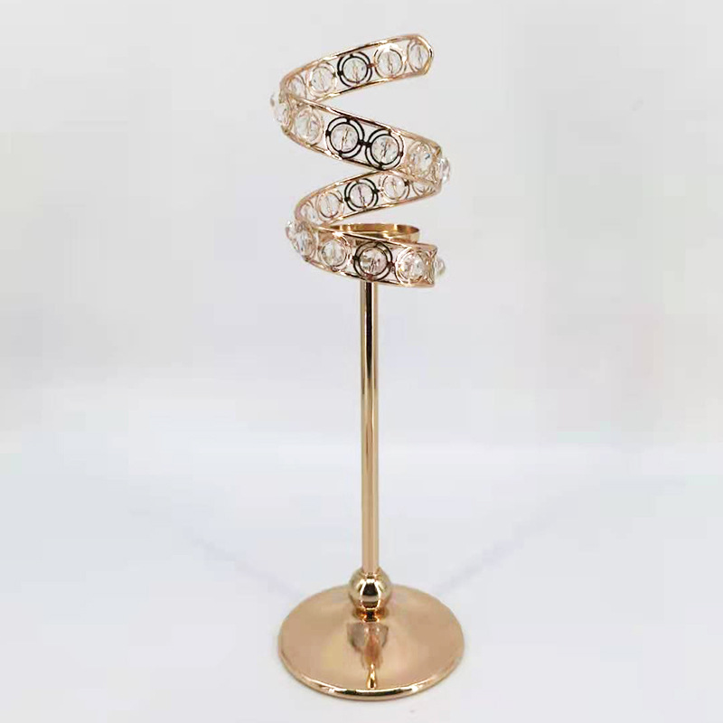 Manufacturers wholesale European electroplating iron art candle stand wedding props retro candle stand creative display in stock Specification drawing