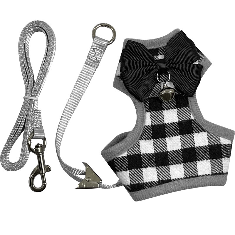Pet leash Comfortable cute vest kitten chest strap Pet leash for walking cats Item Picture