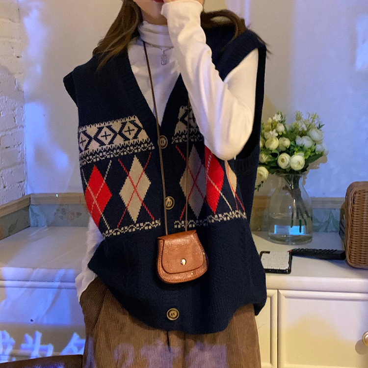 Autumn's new retro color-blocking diamond-shaped knitted cardigan, V-neck sweater, loose women's waistcoat, vest for women Item Picture