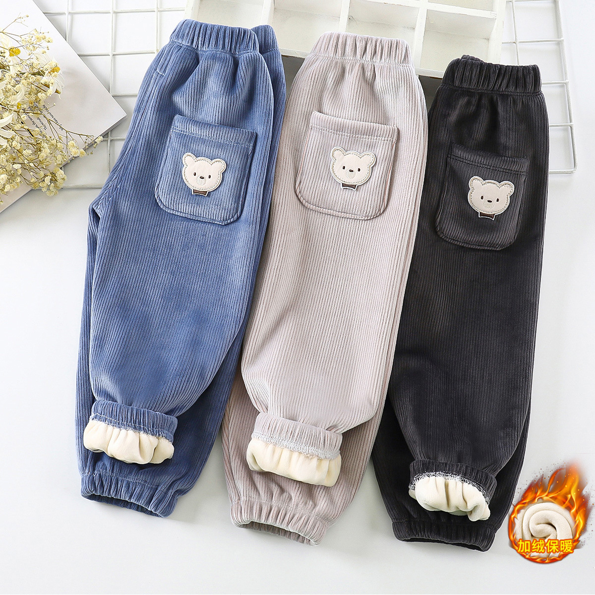 Children's sportswear pants for boys and girls in autumn and winter, new outerwear baby fleece tight-fitting pants, thickened casual warm long pants details Picture