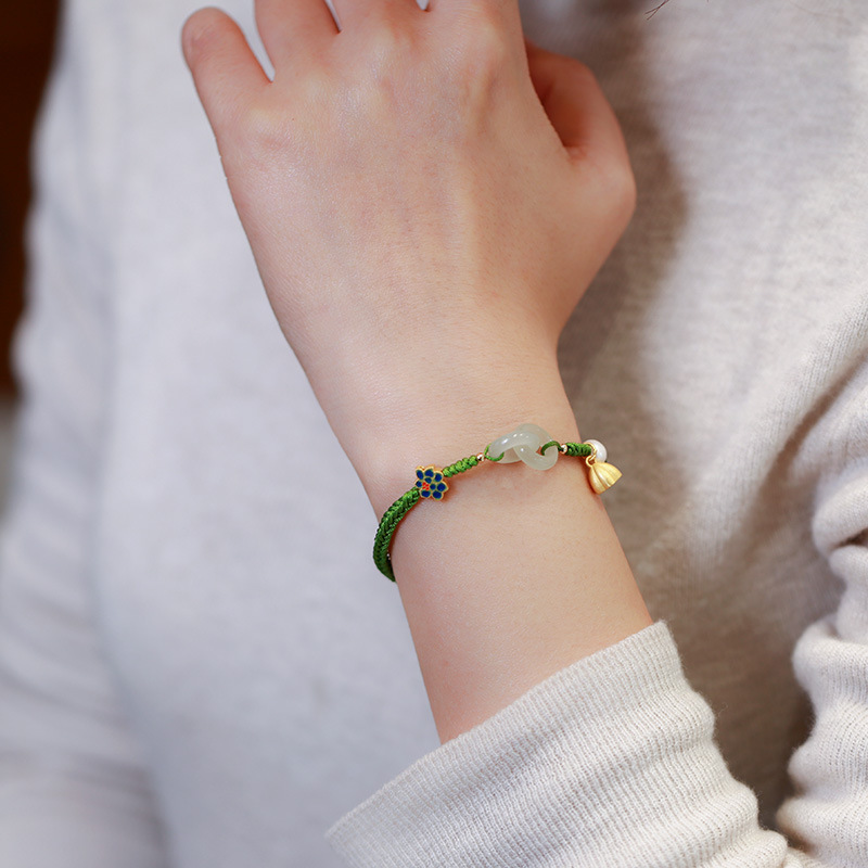 Douyin's same style interlocking female Chinese style retro Hetian jade bracelet hand-woven as a gift for your best friend Specification image