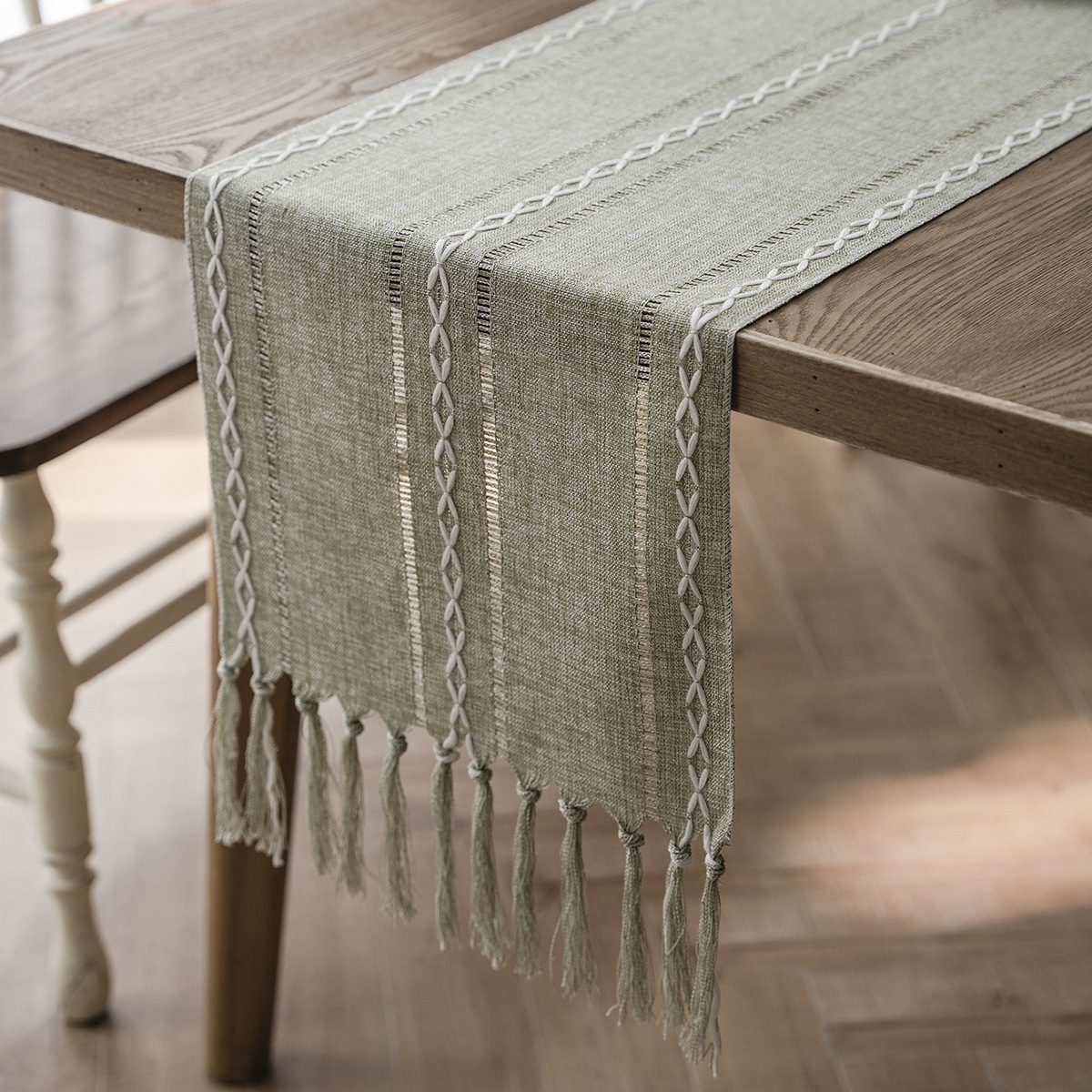 Imanqi rhyme Nordic jacquard geometric table flag tassel fashion tea flag meal flag long polyester cotton table cloth factory direct supply details Picture