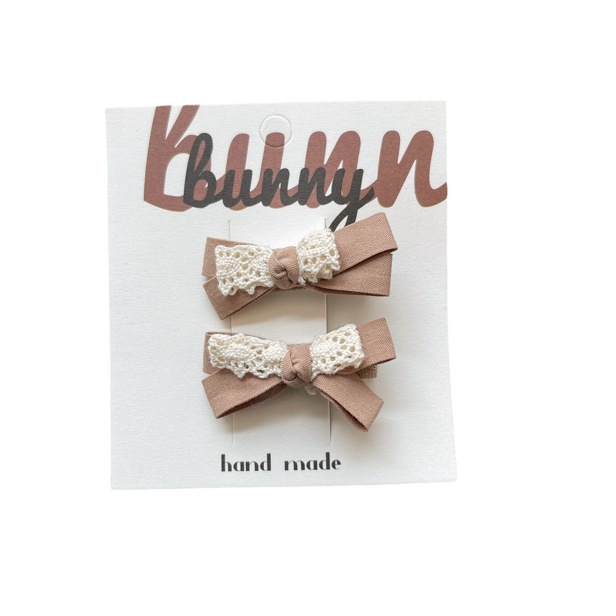 The new autumn collection features a sweet coffee-colored bow children's hair clip and a versatile Korean-style fabric bangs hair accessory for little girls Item Picture