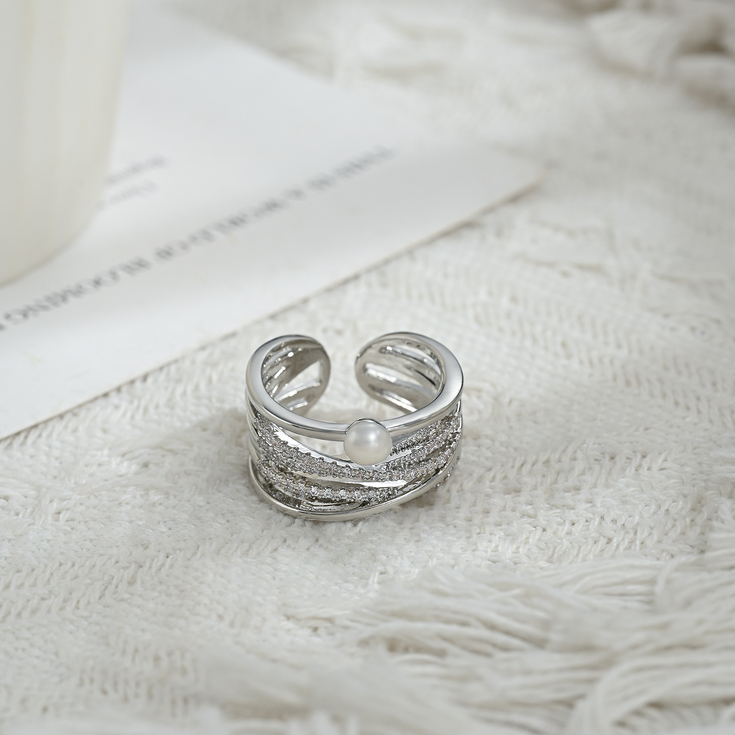 A genuine gold electroplated zircon individual open ring with a high-end feminine touch, a retro French pearl ring, and a versatile index finger ring Specification image