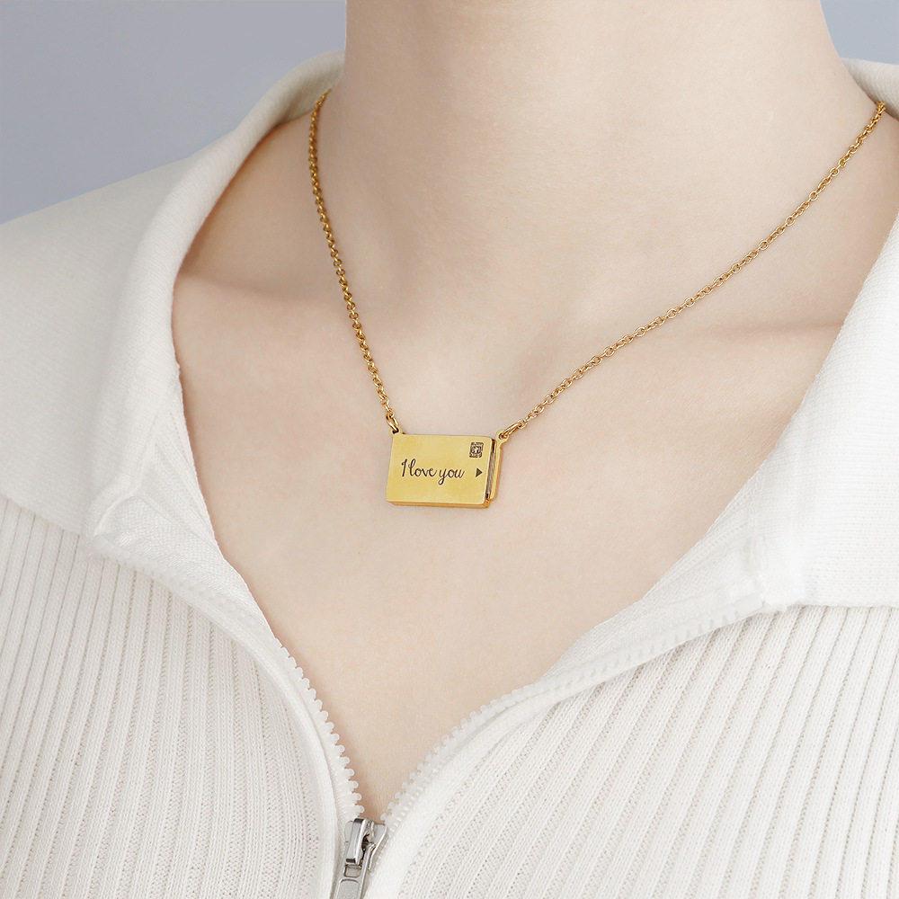 European And American Necklaces Cross-Border Photo Envelope Necklaces English Fashion Jewelry Gifts Stainless Steel Clavicle Chain Pendant Wholesale Application Scenario