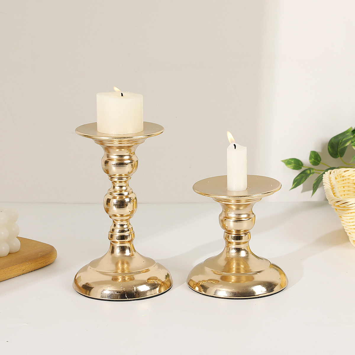 American Iron Table Candlestick Wedding Candlestick Amazon Cross-Border Candlestick Home Decoration Aromatherapy Candle Holder details Picture