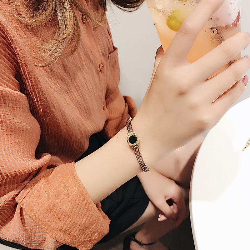 Rose gold "LOVE" letter titanium steel bracelet for women, non-fading, European and American fashion, versatile Roman numeral bracelet accessory Application Scenario