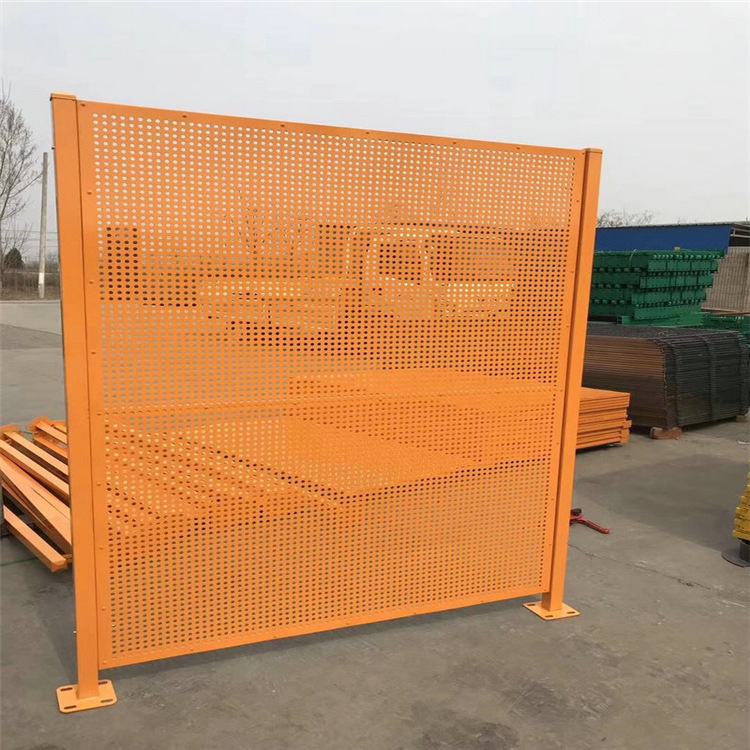 The construction fence panels, isolation nets, road galvanized perforated plates and edge guardrails in Chengyang District Application Scenario