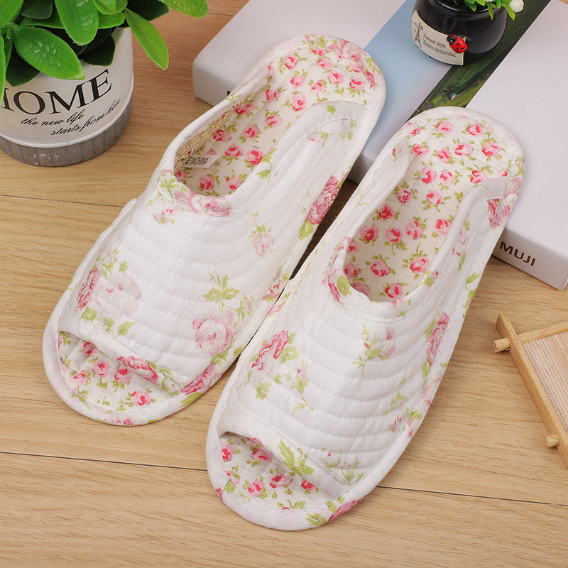 Estilo coreano paño idílico zapatillas suela suave mudo hombre y mujer acolchado tela de algodón transpirable suela fina pareja pequeño al por mayor