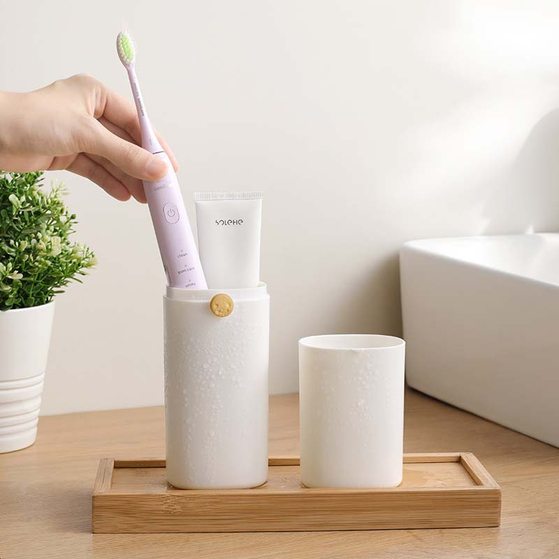 Aiyouhui travel mouthwash cup Brushing cup Dental set Students accommodation easy to carry light luxury storage set simple toothpaste Application Scenario