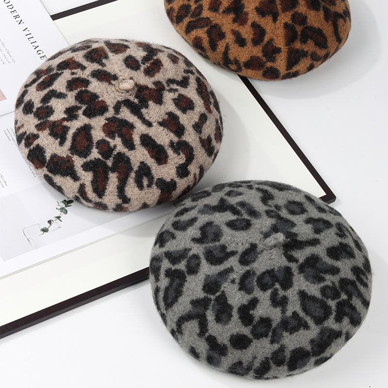 New Autumn And Winter Leopard Print Woolen Beret, Korean Style Warm Painter Hat, Versatile Pumpkin Hat, Octagonal Hat In Stock details Picture