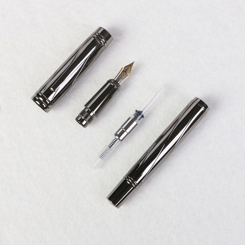 Wholesale of stationery pens in stock, metal engraved fountain pens, electroplated guns, gray, heavy and stylish gift pens Application Scenario