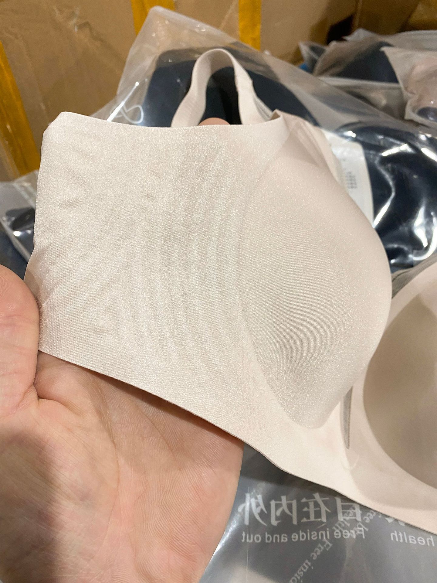 Sexy deep V lace bra cover for women, no steel ring, soft support, top support, gathering and retracting breast, 3D thin cup beautiful back underwear pic 166