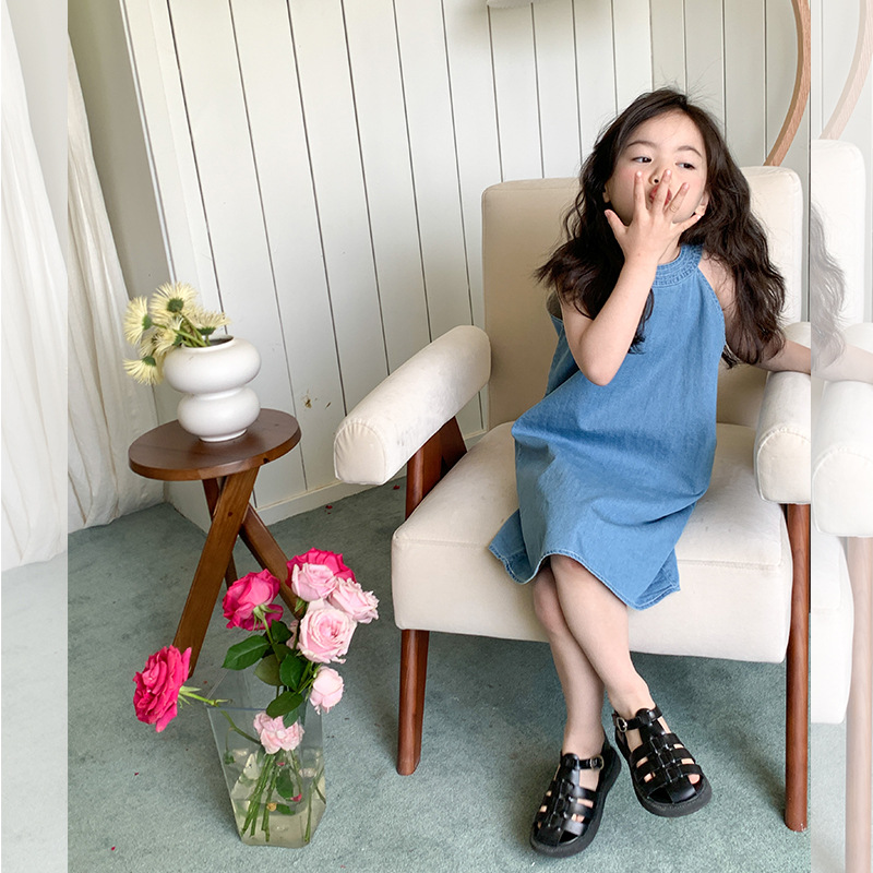 Aimobeibei's summer children's Korean-style stylish sleeveless dress with a halter neck for girls and babies