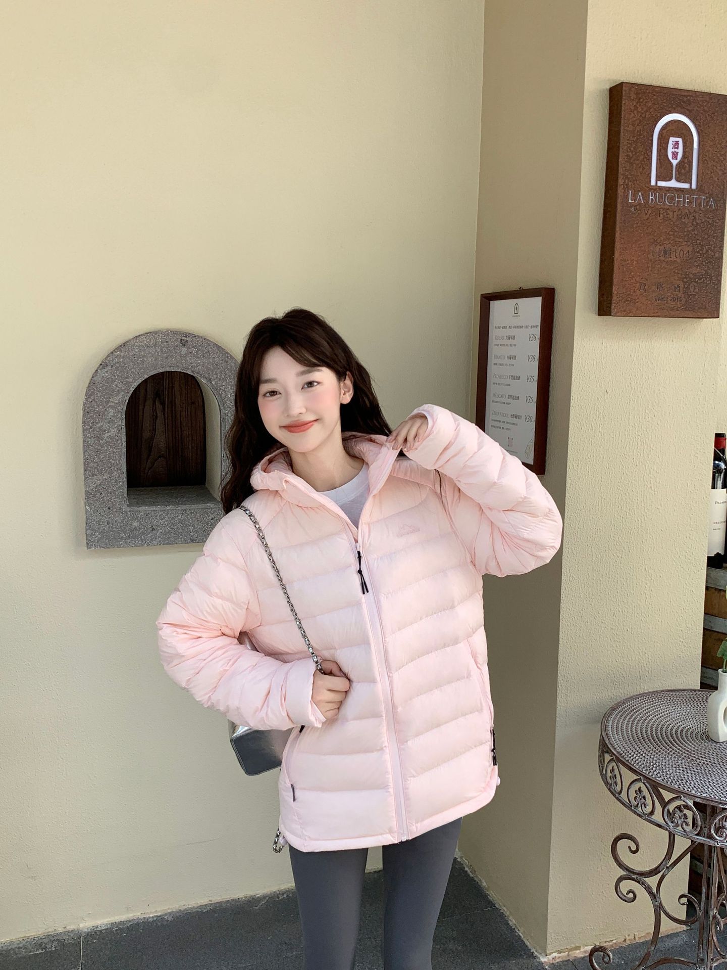 White duck down and pork rib down jacket for women, short and light, a new pink casual sporty hooded jacket for winter 2025 pic 7