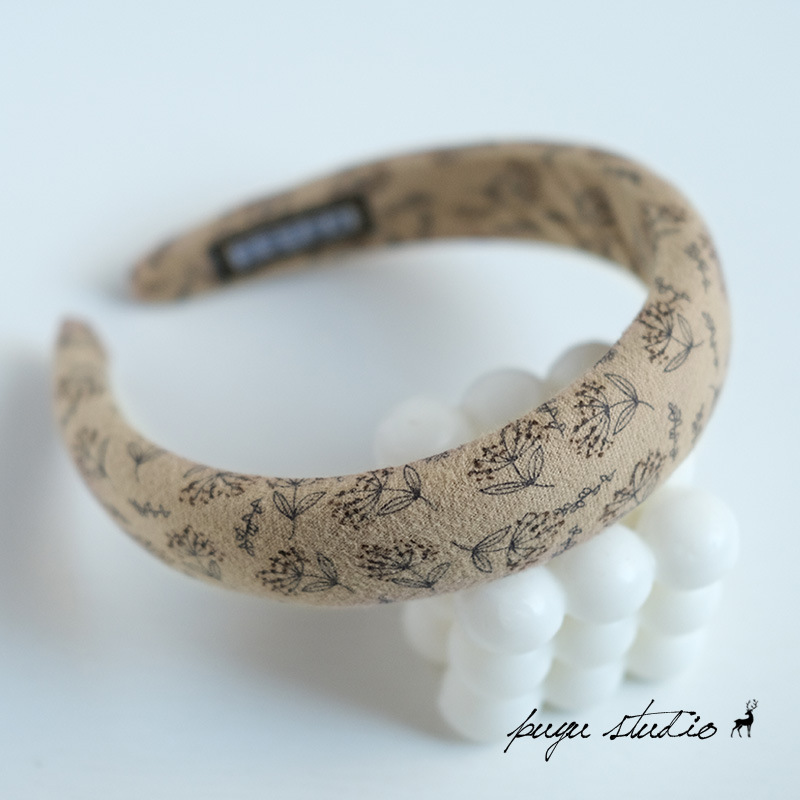 "Dandelion" artistic and retro wide-brimmed cross headband, high top sponge headband, Internet celebrity blogger hairpin headwear Application Scenario