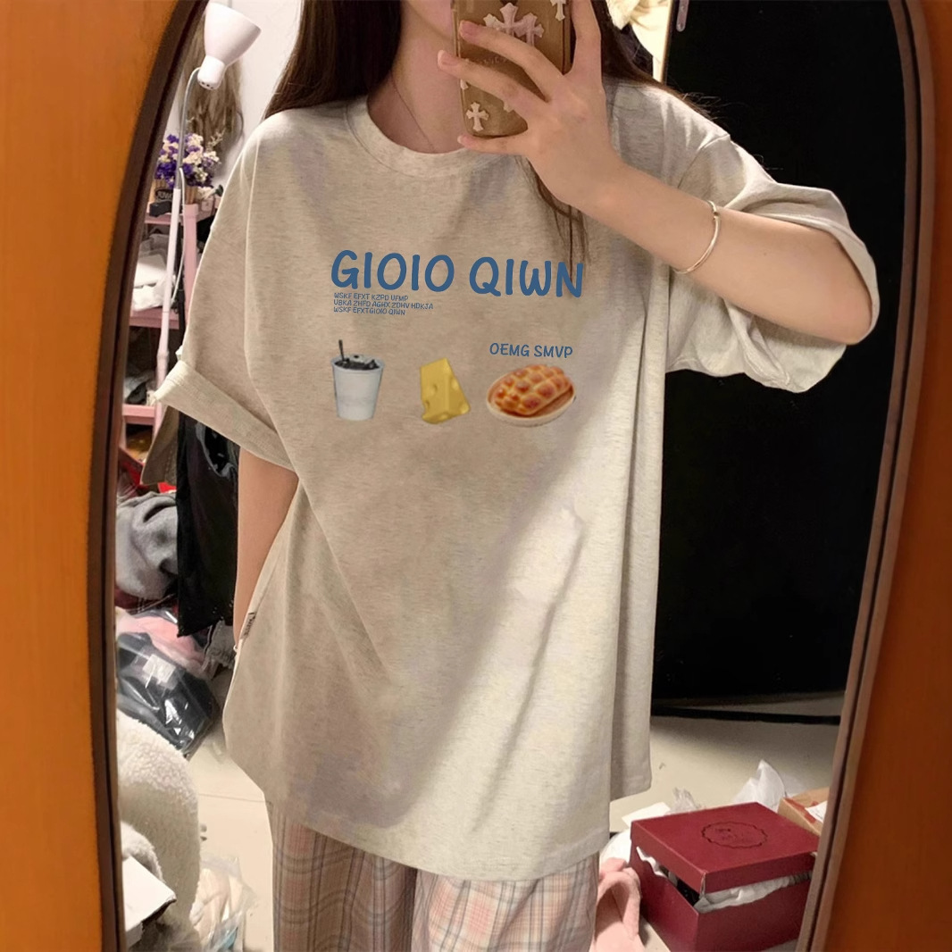 A stylish and niche pure cotton grey short-sleeved T-shirt for women's summer 2025, a large, loose and laid-back half-sleeved top Application Scenario